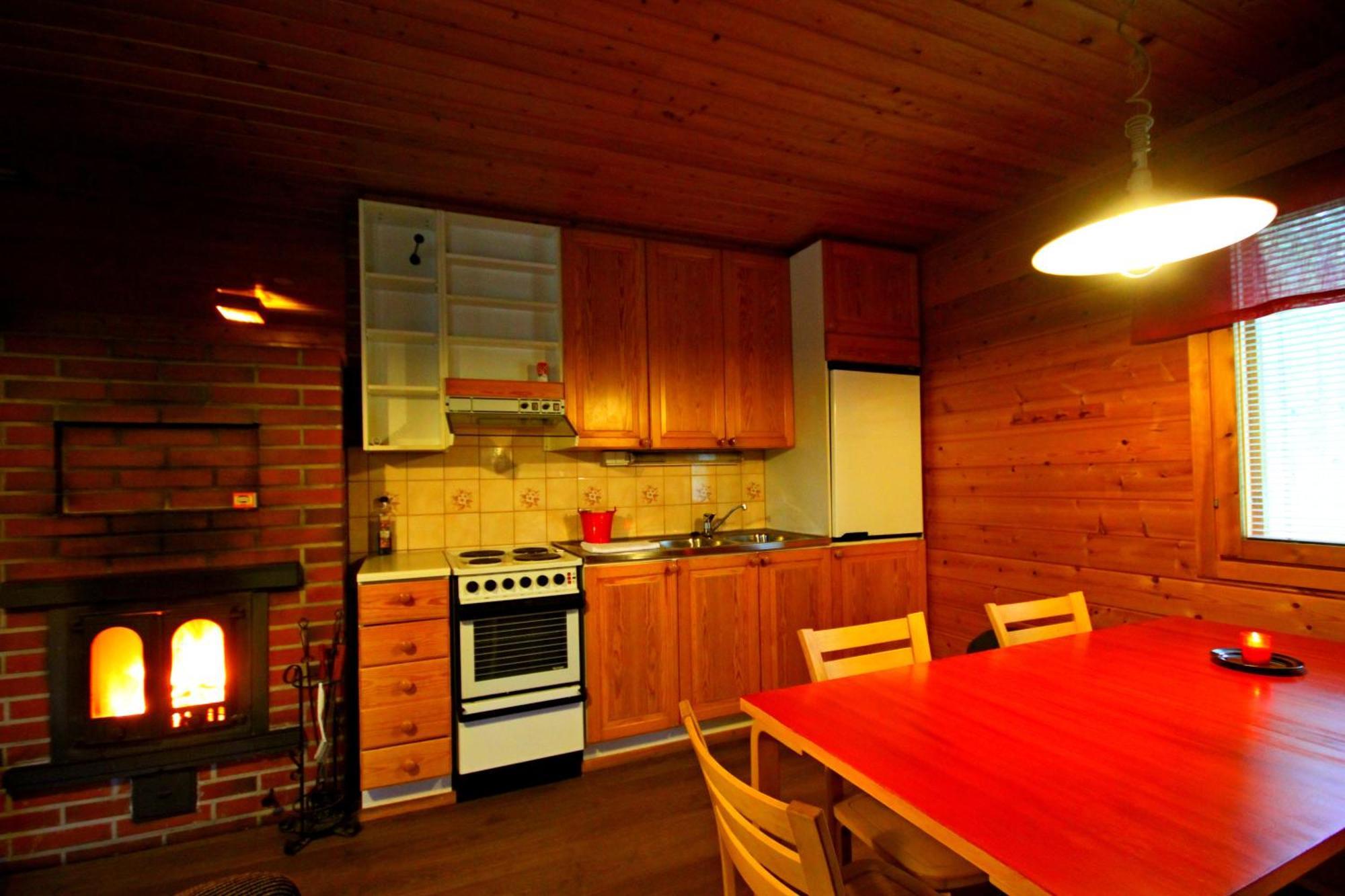 Ukonjaerven Holiday Village Ivalo Phòng bức ảnh