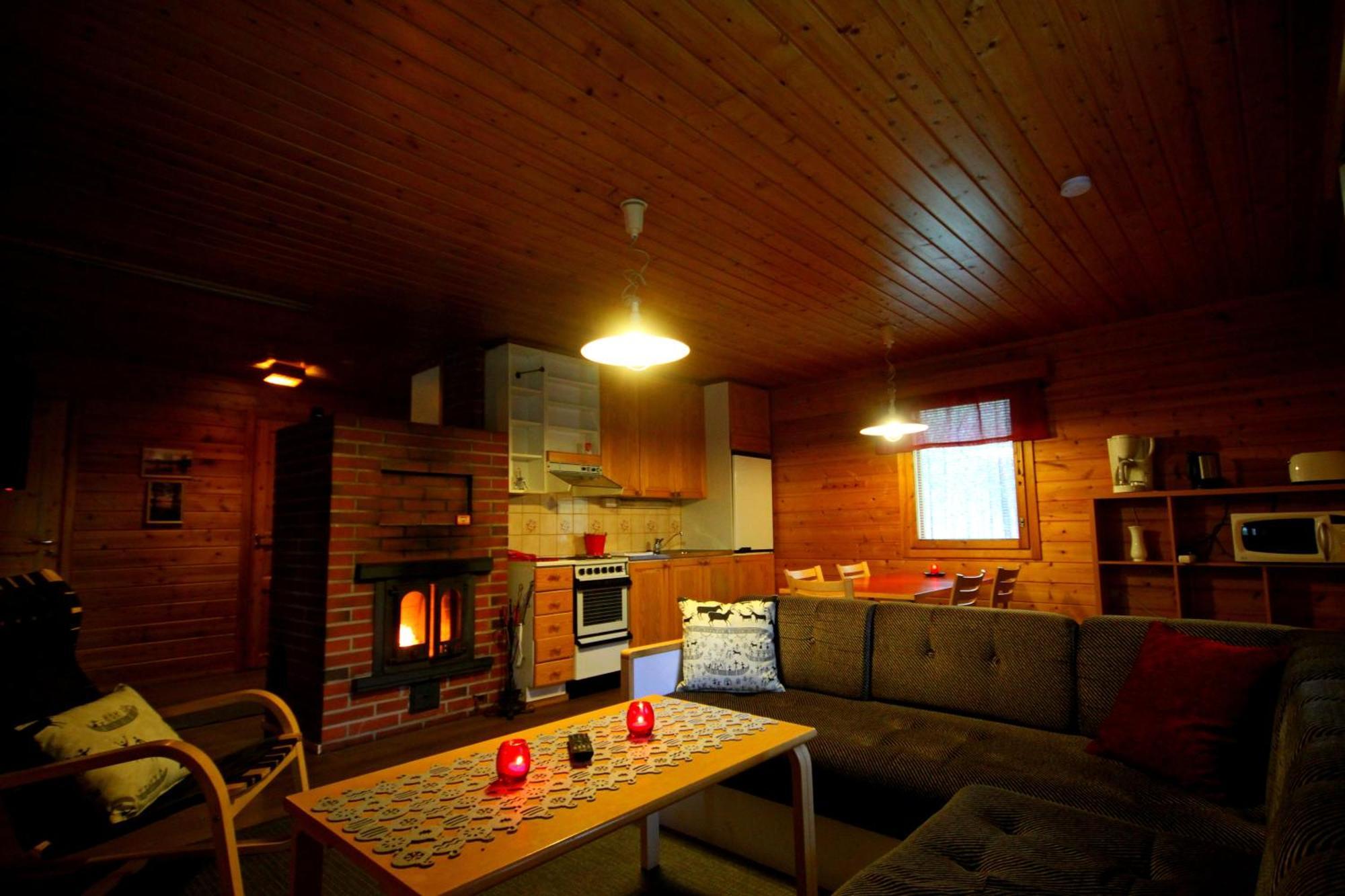 Ukonjaerven Holiday Village Ivalo Phòng bức ảnh