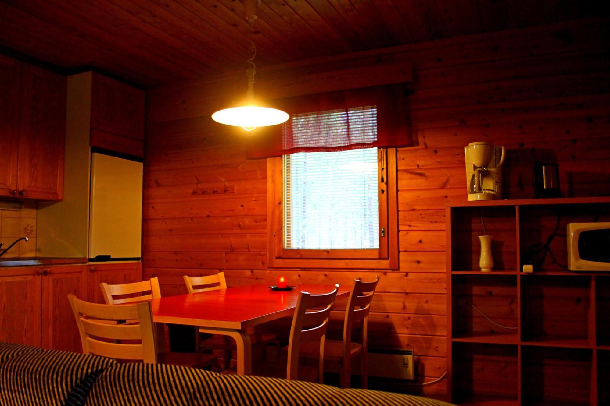Ukonjaerven Holiday Village Ivalo Phòng bức ảnh