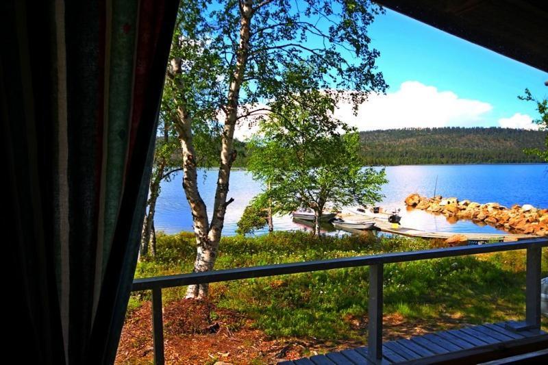 Ukonjaerven Holiday Village Ivalo Phòng bức ảnh